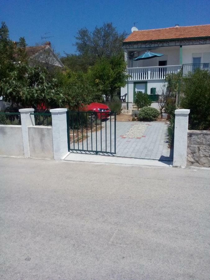 Apartman "Tatjana" Jezera Exterior foto